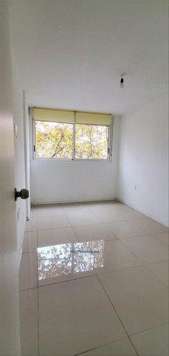 Imagen 11 de 24 de Apartamento Para Venta. Zona Tres Cruces. Ideal Inversores Cw179856