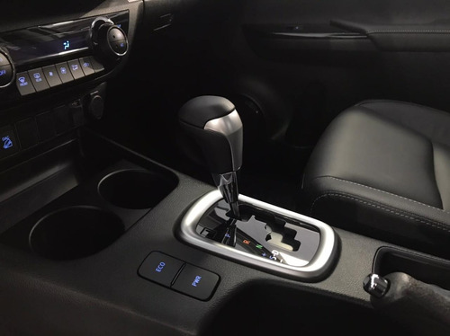 Imagem 9 de 14 de Toyota Hilux Cd Srv 4x4