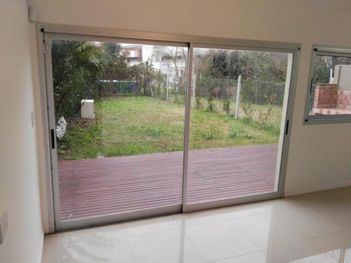 Imagen 16 de 25 de Duplex En Venta En City Bell