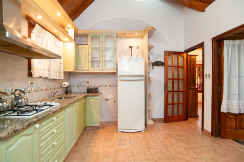 Casa En Venta La Plata
