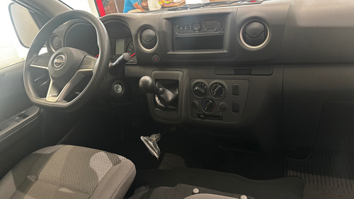 Urvan Panel Con Y Sin Ventanas