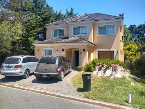 Imagen 1 de 22 de Casa En Venta Barrio Los Angeles - Maroto Propiedades