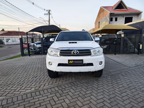 Toyota Hilux SW4 Toyota Hilux SW4 SRV 4x4 3.0 Turbo (aut)