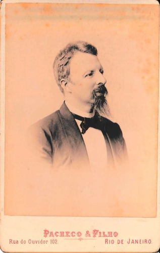 Cabinet Portrait Do Conde D´eu (1870 C.)