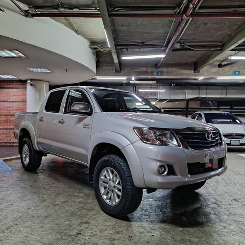 Imagen 12 de 14 de Toyota Hilux 2018