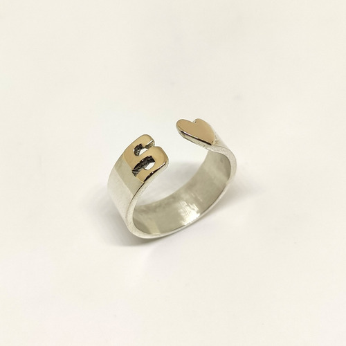 Imagen 2 de 7 de Anillo Pinza Plata Letra Y Corazón De Oro 18