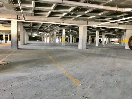 Imagen 7 de 12 de Local Comercial En Venta Plaza Santa Isabel