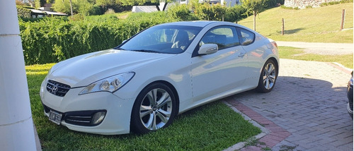 Hyundai Genesis 3.8 Coupe 300cv 6mt