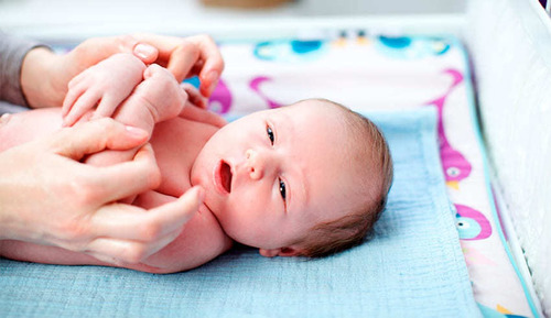 Cuidadora De Bebés Niños Adultos Mayores A Domicilio 