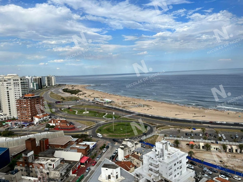 Imagen 19 de 26 de Peninsula 3d, 3 Baños, Balcon Cuenta Con Una Excelente Vista A Playa Mansa Y Brava. Consulte!!!!!! - Punta Del Este Peninsula