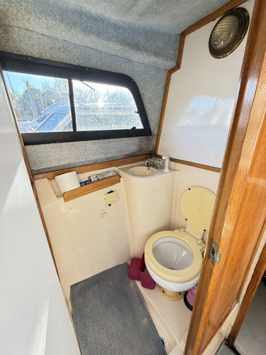 Crucero Intruder 720 Impecable , Equipado