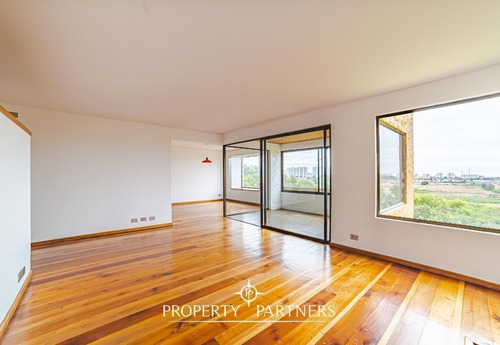Imagen 4 de 19 de Amplio Departamento Duplex Con Linda Vista Y Patio