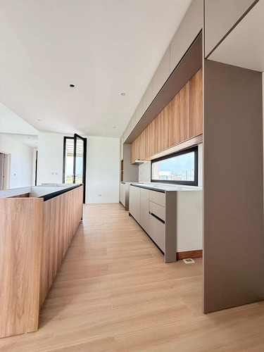 Casa En Venta, A Entregar, En Barrio Lares De Canning, Sobre Ruta 52.