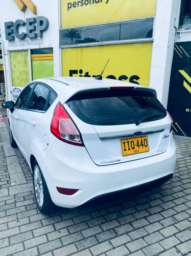 Ford Fiesta 2015 1.6 Sportback Titanium