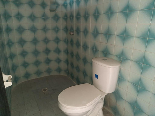 Imagen 9 de 17 de Casa En Arriendo En Girón Centro. Cod 97019