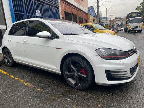 Imagen 2 de 8 de Volkswagen Golf Gti, Modelo 2016
