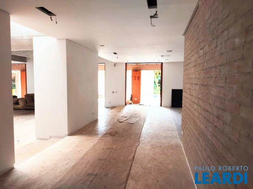 Casa Assobradada - Alto De Pinheiros - Sp - 632915
