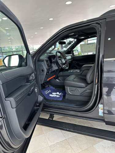 Ford Expedition EXPEDITION STEALTH PERFORMANCE 4X2 3.5 L