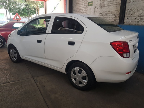 Imagen 5 de 15 de Chevrolet Beat Lt 2018
