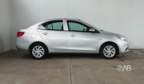 Imagen 4 de 10 de Chevrolet Aveo 2018 1.5 Ltz At
