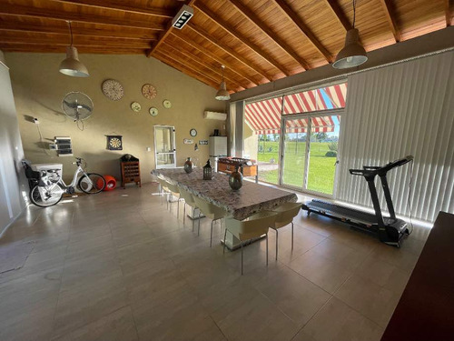 Casa En Venta En Area 60