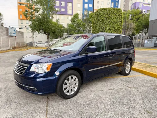 Chrysler Town & Country 3.6 Touring Piel Mt