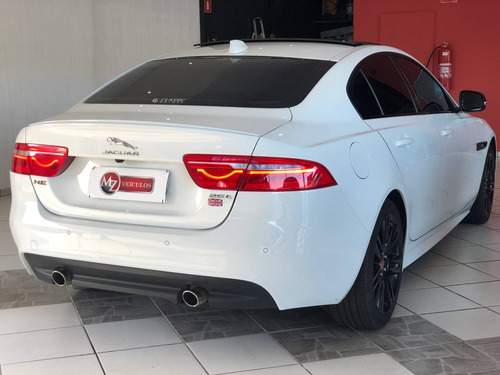 Jaguar Xe 2.0 16v Si4 Turbo Gasolina R-sport 4p Automático
