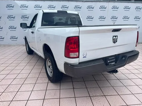 RAM Ram 1500 3.3 V6 XL Cab Regular 4x2 AT