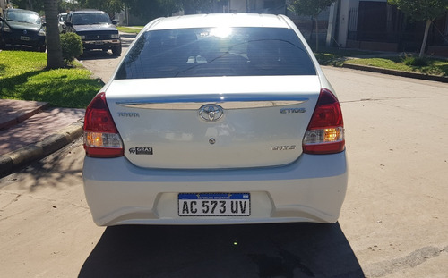 Toyota Etios Xls 1.5 4 Ptas M/t 2018 Financiado
