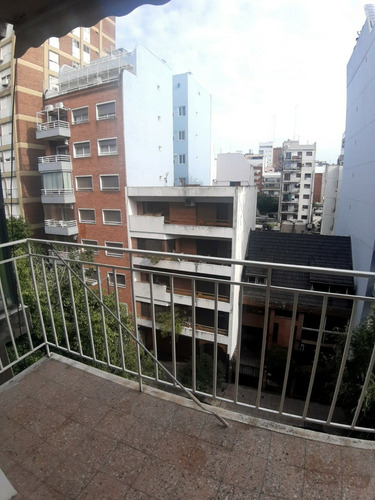 Imagen 8 de 16 de Departamento 4 Ambientes Con Balcón Al Frente