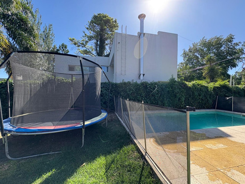 Casa En Venta Zarate - El Casco C.c