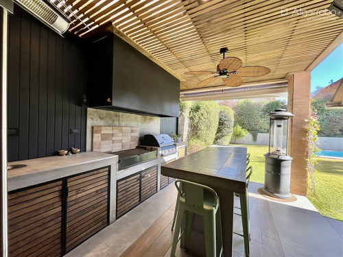 Impecable Casa En Venta 4 Dorm En Lo Barnechea