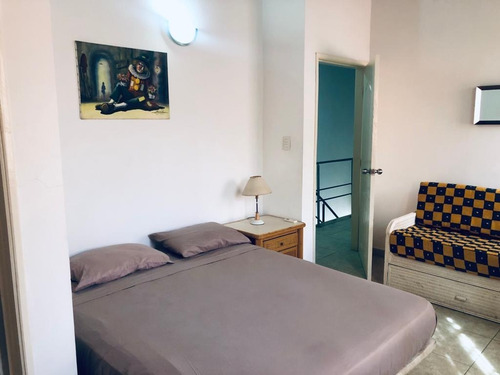 Imagen 5 de 13 de Alquiler Vacacional Margarita Bello Townhouse 3h 8 Personas