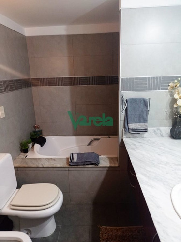 Imagen 11 de 18 de Venta Apartamento Pocitos 3 Dorm 4 Baños, Piso Entero, Parrillero Propio, Garage X 2 - Montevideo Pocitos