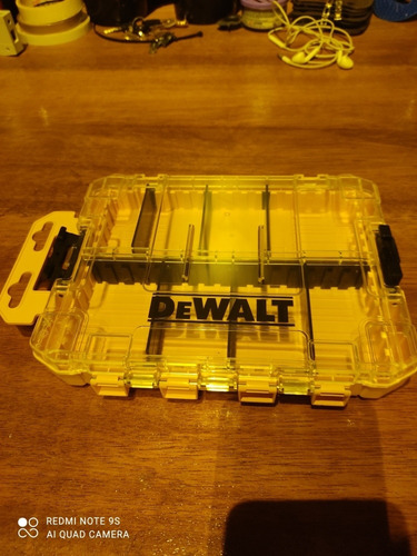 Imagem 1 de 2 de Dewalt Tougcase