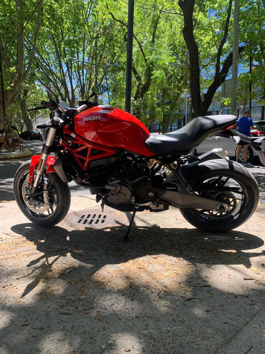 Ducati Monster 821