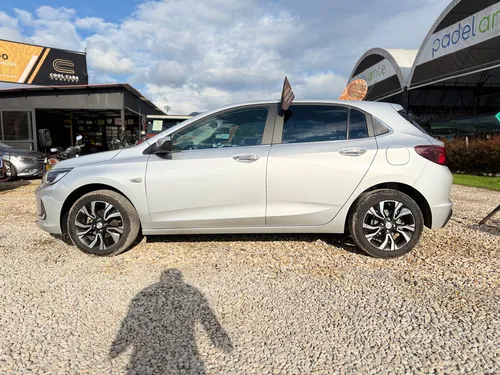 Chevrolet Onix 1.0T Premier Hatch At