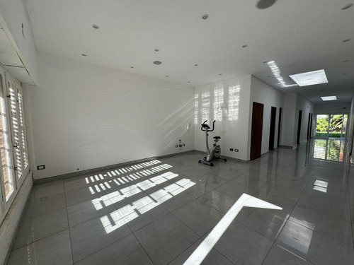 Local Comercial En Alquiler En San Fernando.