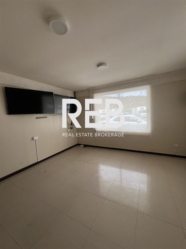 Bodega En Arriendo Para Estacionamientos - Acopio - Otros