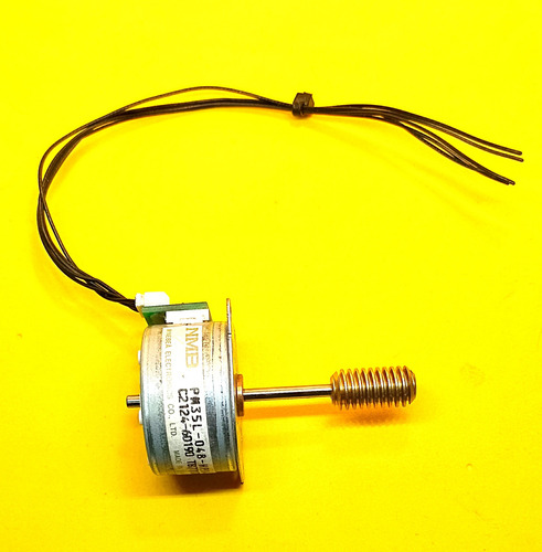 Motor A Pasos, Electrónico, 4 O 6 Fases, Doble Eje P/encoder (Usado)