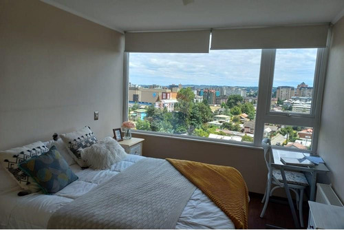 Oportunidad En Condominio Los Conquistadores