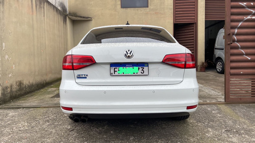 Volkswagen Jetta 2.0 Comfortline Flex Aut 4p