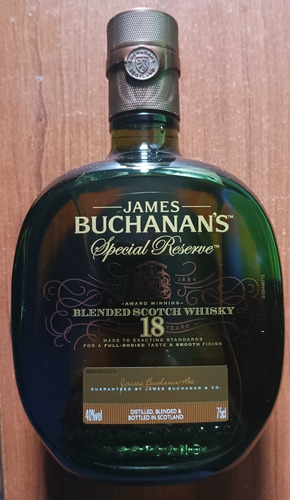 Whisky James Buchanan's 18 Años 