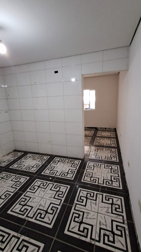 Imovel Com 4 Casas De 3 Cômodos Banheiro Quintal E Garagem