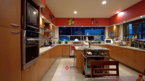 Casa De Lujo Con Alberca En Venta En Colinas De San Javier Villa Universitaria