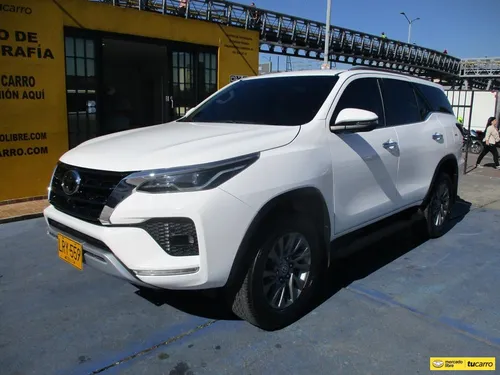Toyota Fortuner Srv Diesel 2.4 Turbo At Aa