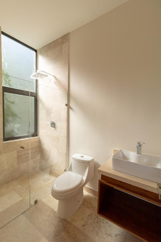 Casa En Venta En Privada Residencial Playa Del Carmen (1187)