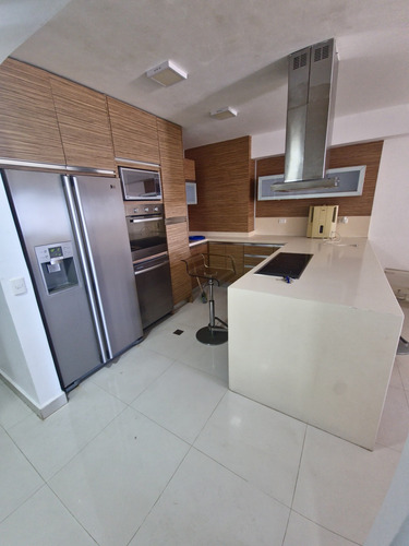 Venta Apartamento Orilla De Playa Pampatar Cerca Hotel Tibisay Isla De Margarita