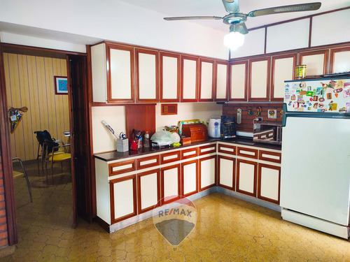 Imagen 16 de 30 de Venta O Permuta. Casa P. Alta 4 Dorm 3 Baños Patio