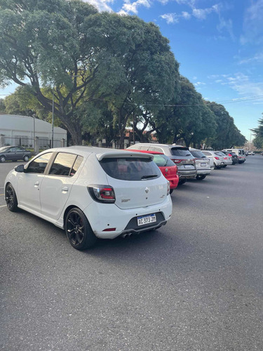 Imagen 14 de 19 de Renault Sandero 2018 2.0 Rs 145cv